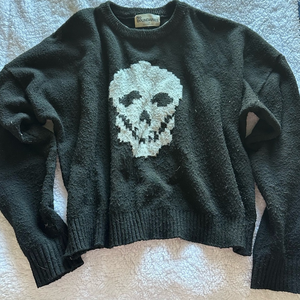 No Boundaries Black and White Skull Sweater